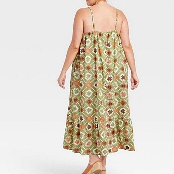 NWT Universal Thread Quilt Printed Boho Maxi Dress - Picture 2 of 13
